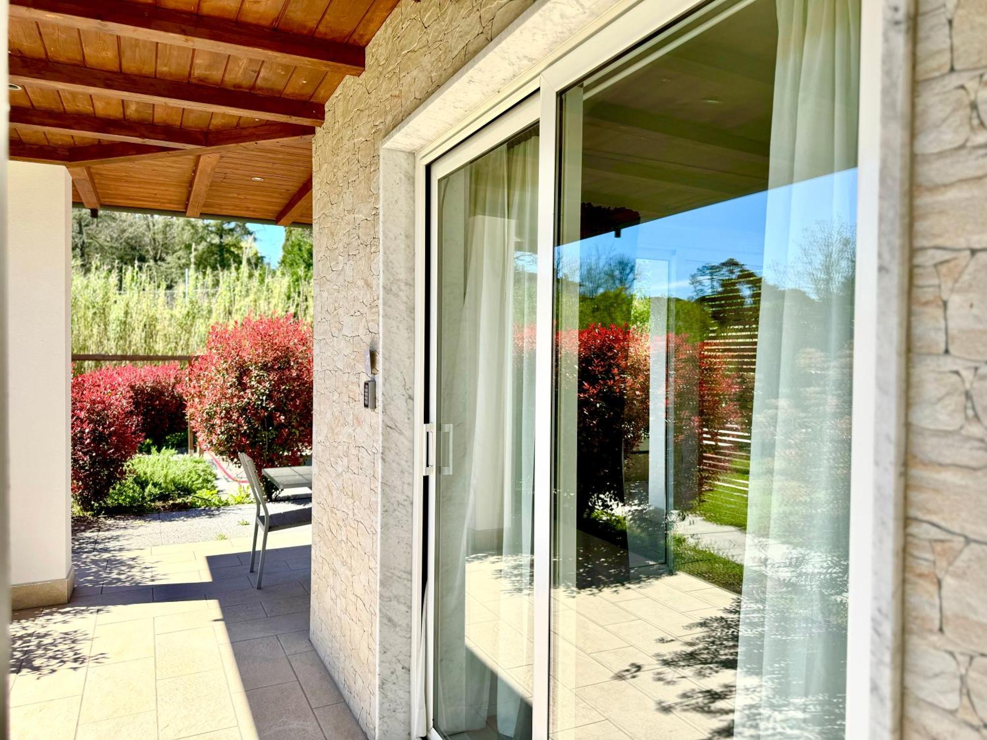 Le Village Sarzana Ngoại thất bức ảnh