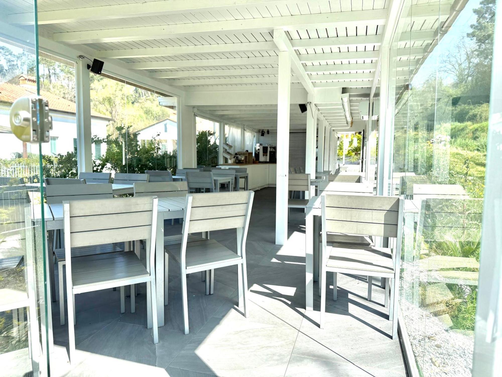 Le Village Sarzana Ngoại thất bức ảnh
