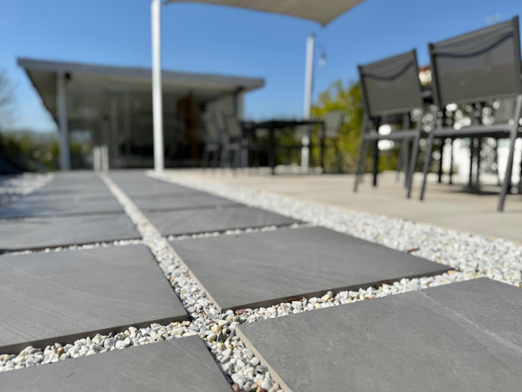 Le Village Sarzana Ngoại thất bức ảnh